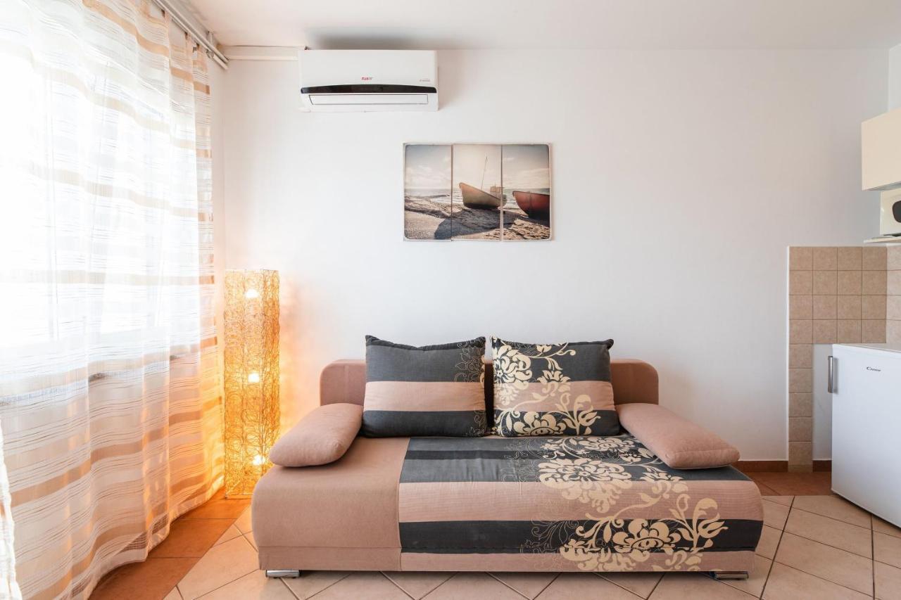 Apartments Jasna Crikvenica Exterior photo